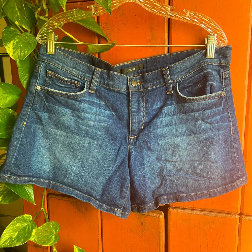 Joe’s Dark Wash Denim Shorts ✨